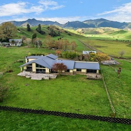Waiotahe Dairy Farm Hideout Waiotahi Exterior foto