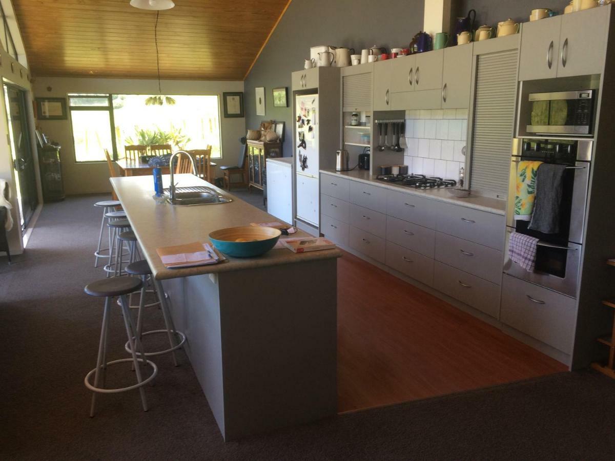 Waiotahe Dairy Farm Hideout Waiotahi Exterior foto